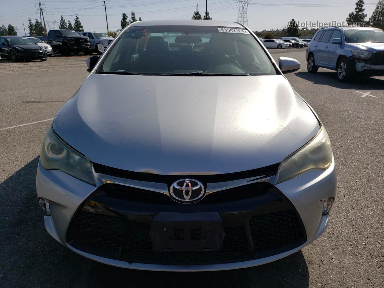 2016 Toyota Camry Le Серебряный vin: 4T1BF1FK4GU998948