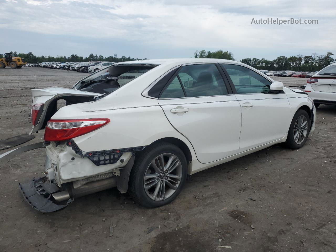 2017 Toyota Camry Le Белый vin: 4T1BF1FK4HU280883