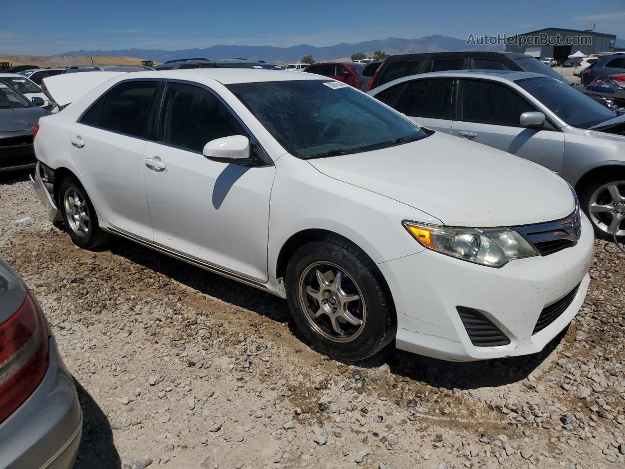 2012 Toyota Camry Base White vin: 4T1BF1FK5CU149017