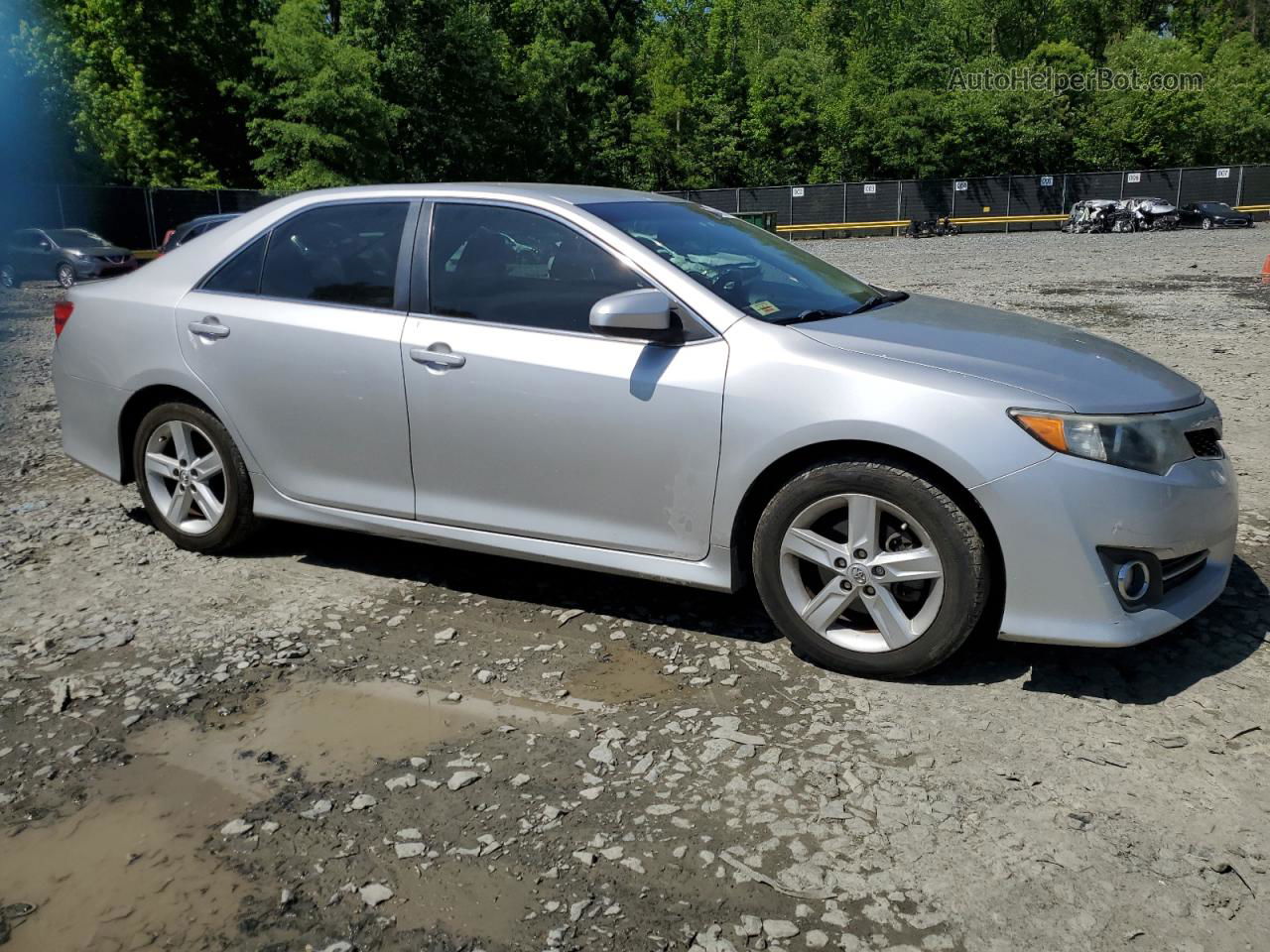 2014 Toyota Camry L Silver vin: 4T1BF1FK5EU332193