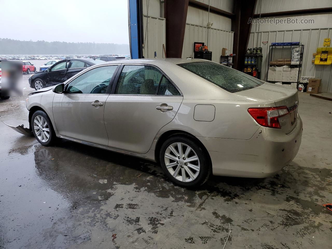 2014 Toyota Camry L Золотой vin: 4T1BF1FK5EU740211