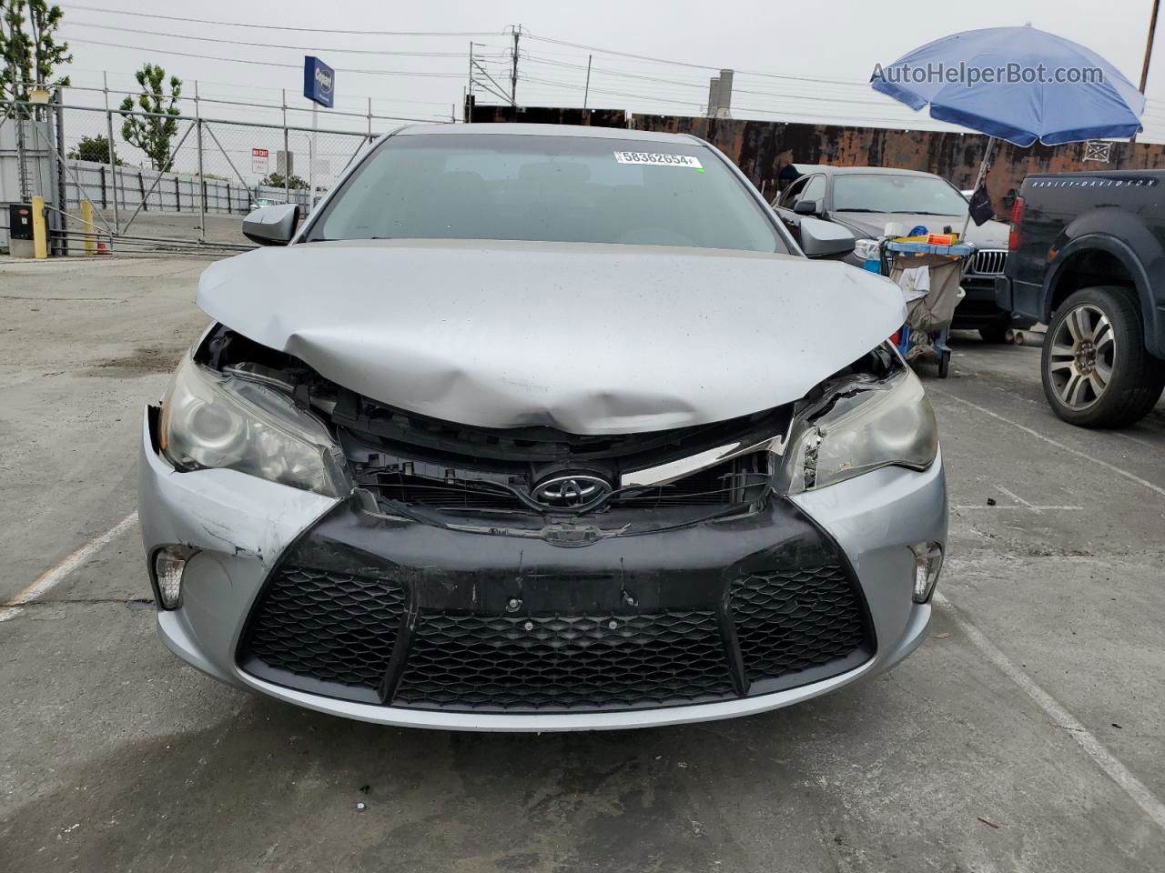 2016 Toyota Camry Le Silver vin: 4T1BF1FK5GU265338