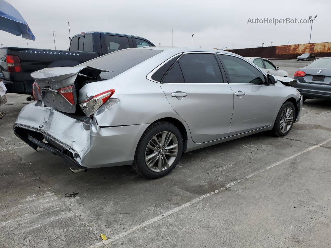 2016 Toyota Camry Le Silver vin: 4T1BF1FK5GU265338