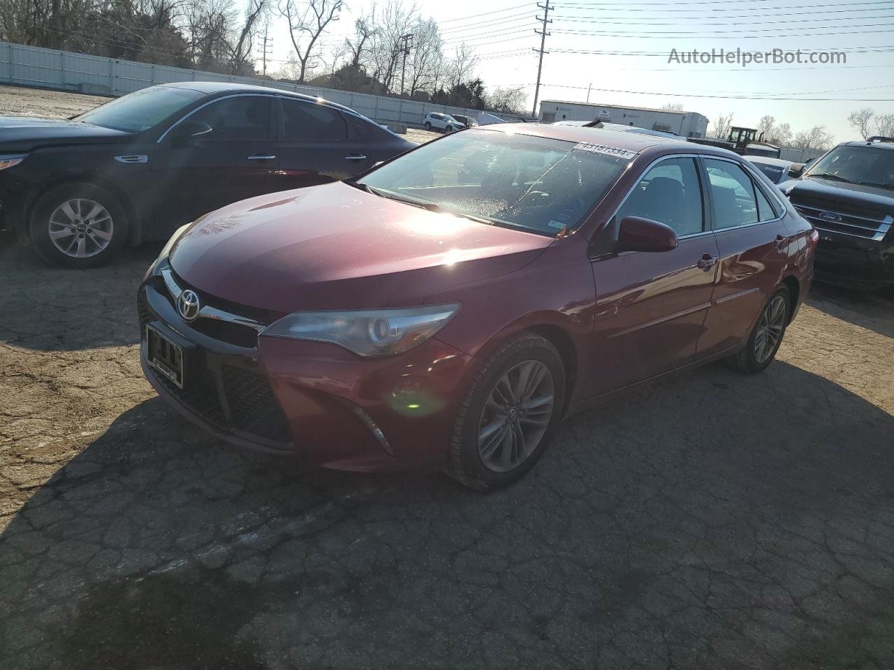 2016 Toyota Camry Le Maroon vin: 4T1BF1FK5GU514110