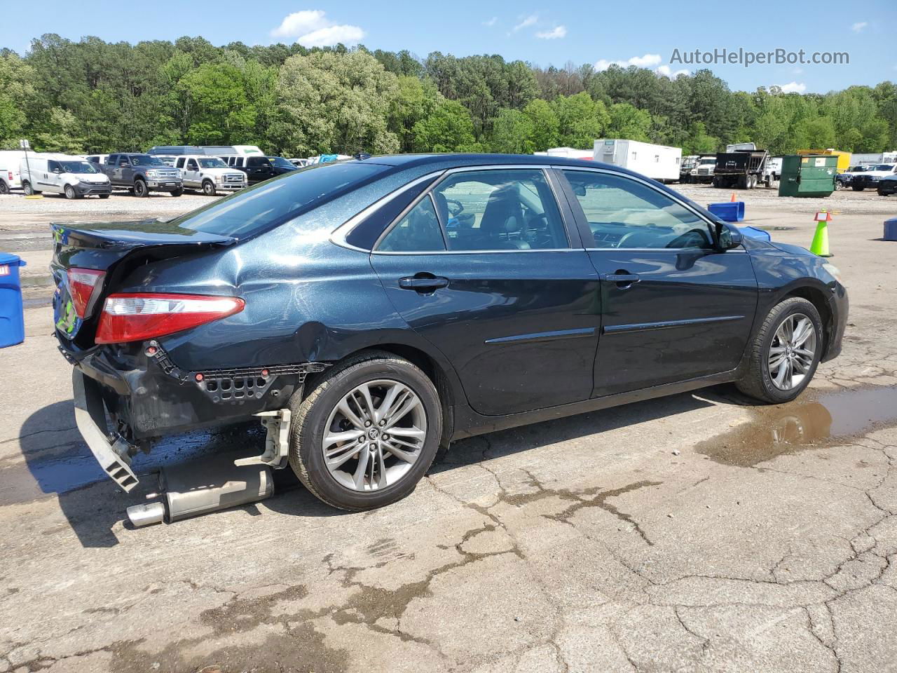 2016 Toyota Camry Le Blue vin: 4T1BF1FK5GU528251