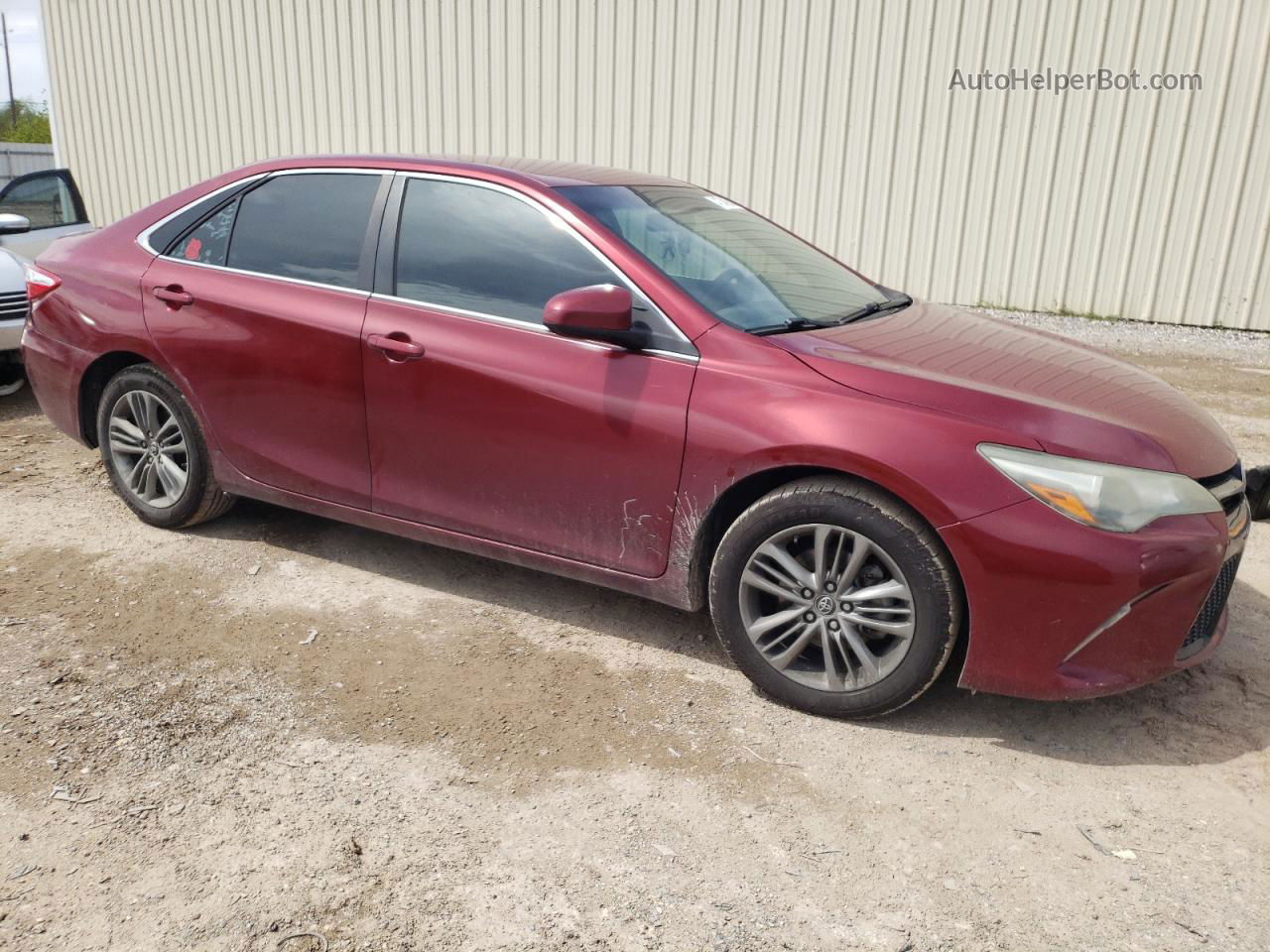 2016 Toyota Camry Le Burgundy vin: 4T1BF1FK5GU557202