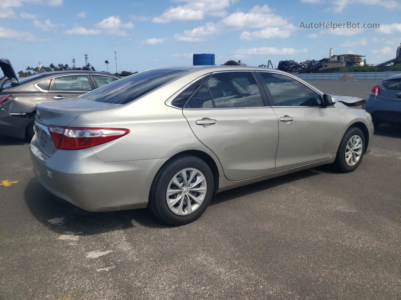 2016 Toyota Camry Le Silver vin: 4T1BF1FK5GU579667