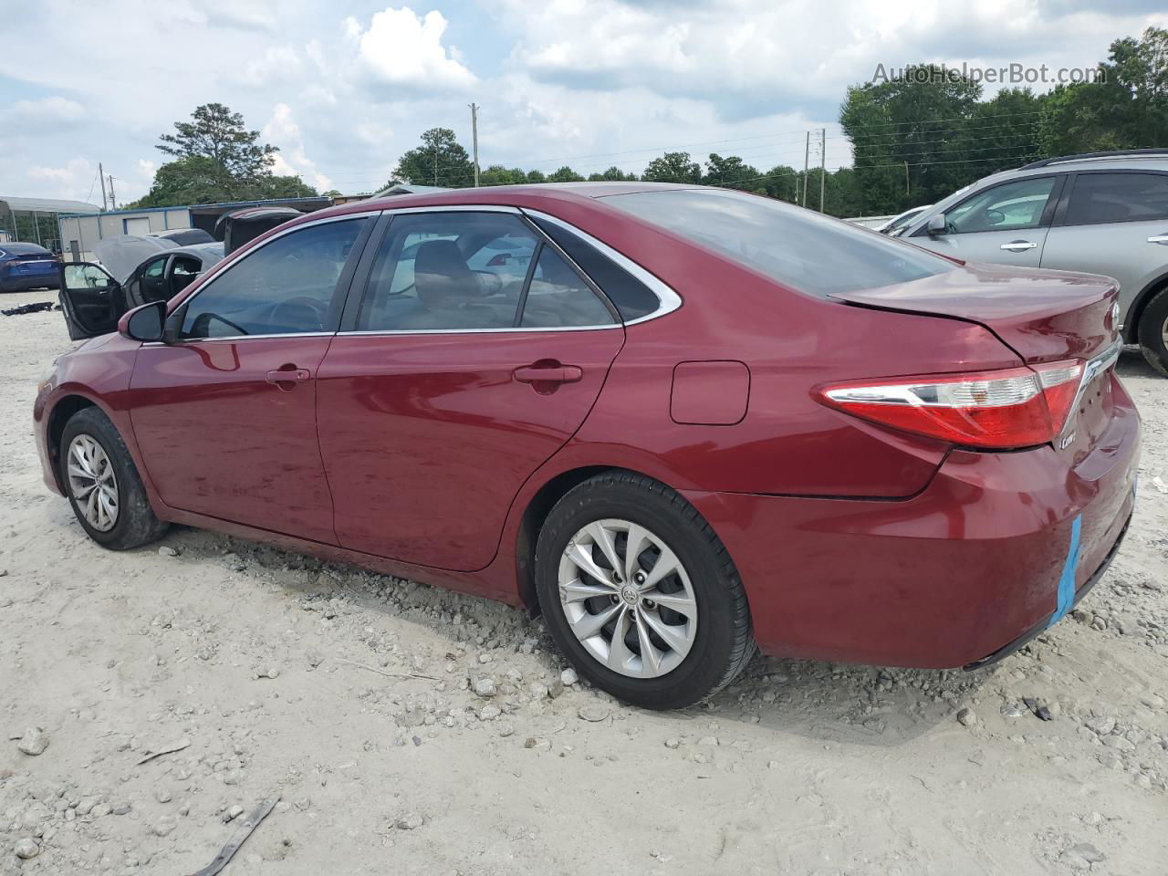 2016 Toyota Camry Le Red vin: 4T1BF1FK5GU613171