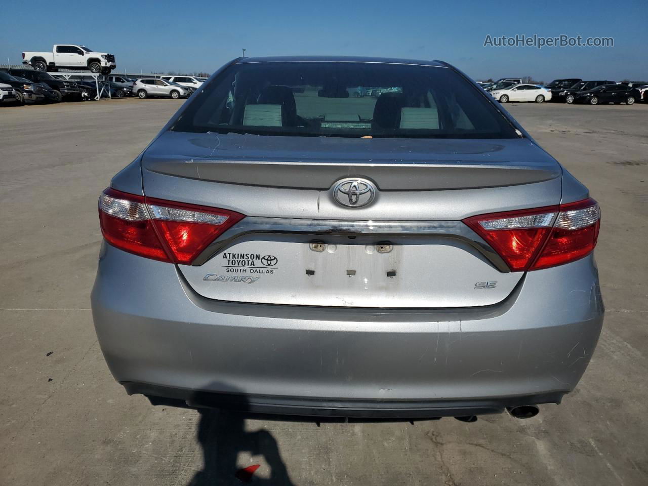 2017 Toyota Camry Le Silver vin: 4T1BF1FK5HU326186