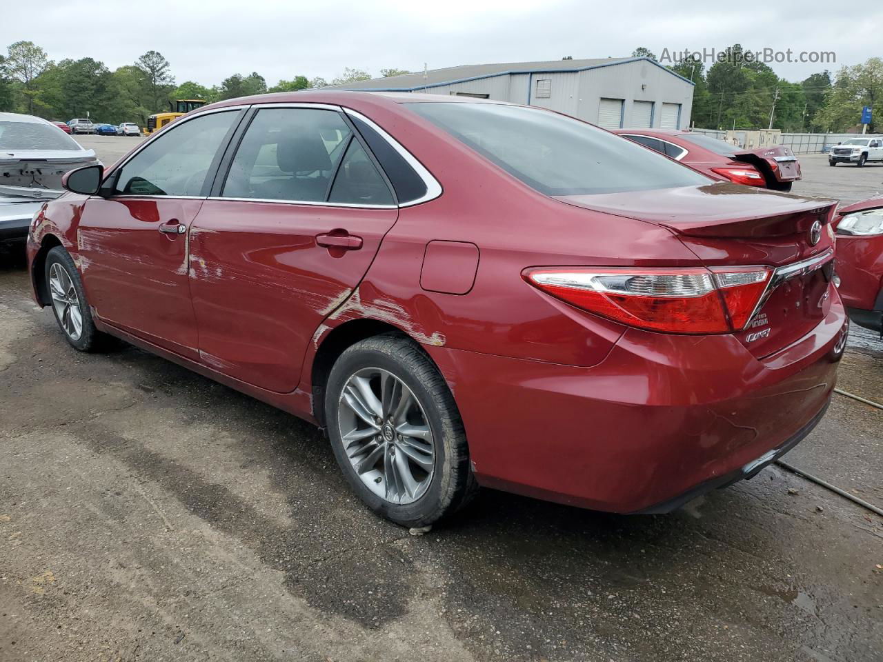 2017 Toyota Camry Le Red vin: 4T1BF1FK5HU630196