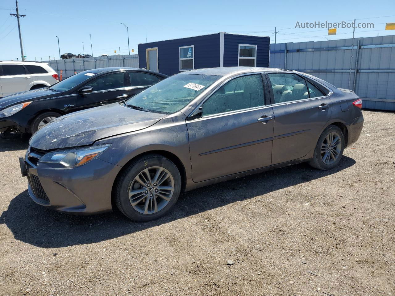 2017 Toyota Camry Le Gray vin: 4T1BF1FK5HU666356
