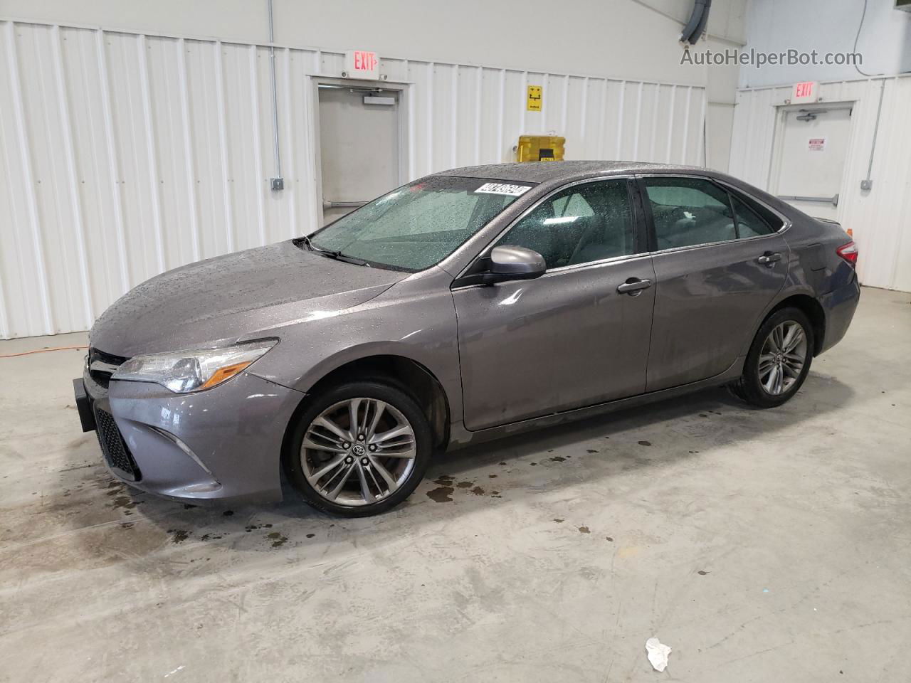 2017 Toyota Camry Le Gray vin: 4T1BF1FK5HU736714