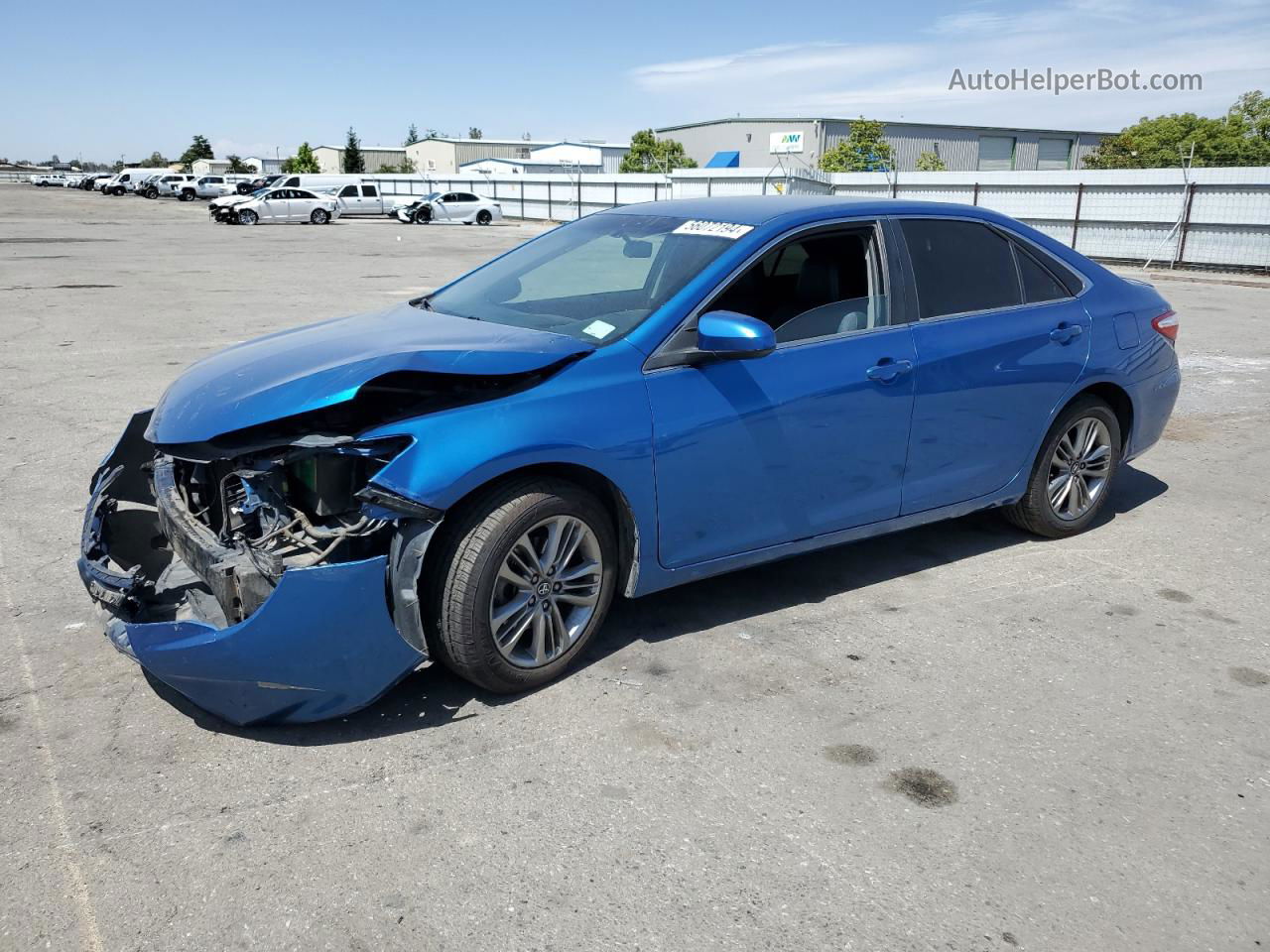 2017 Toyota Camry Le Blue vin: 4T1BF1FK5HU814084