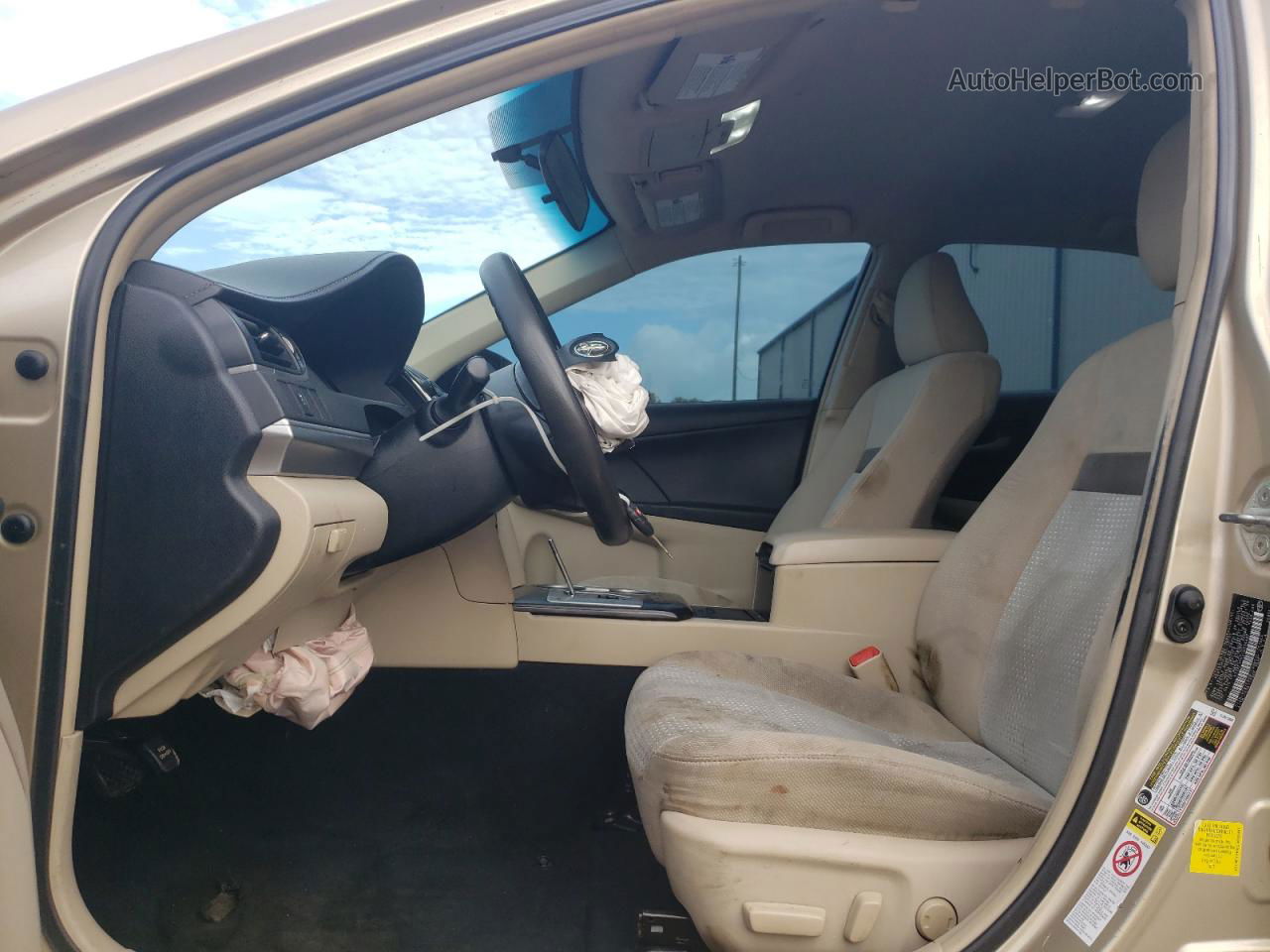 2012 Toyota Camry Base Золотой vin: 4T1BF1FK6CU030487