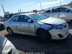 2012 Toyota Camry Le Серебряный vin: 4T1BF1FK6CU100232