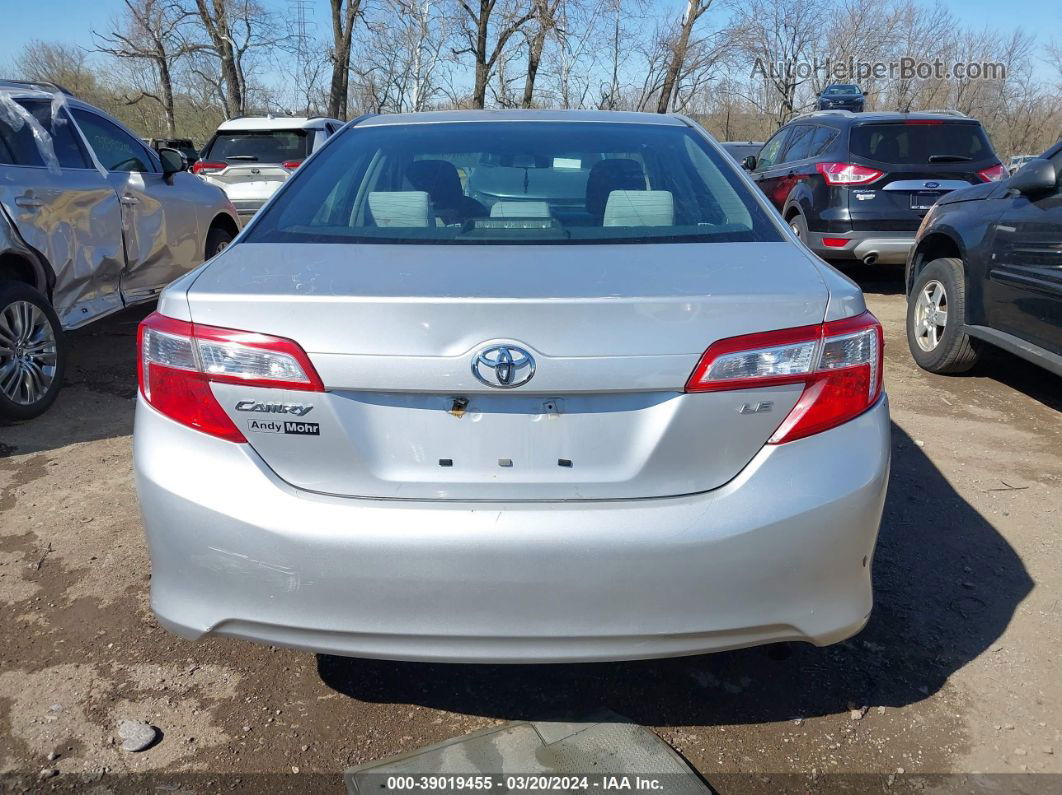 2012 Toyota Camry Le Серебряный vin: 4T1BF1FK6CU100232