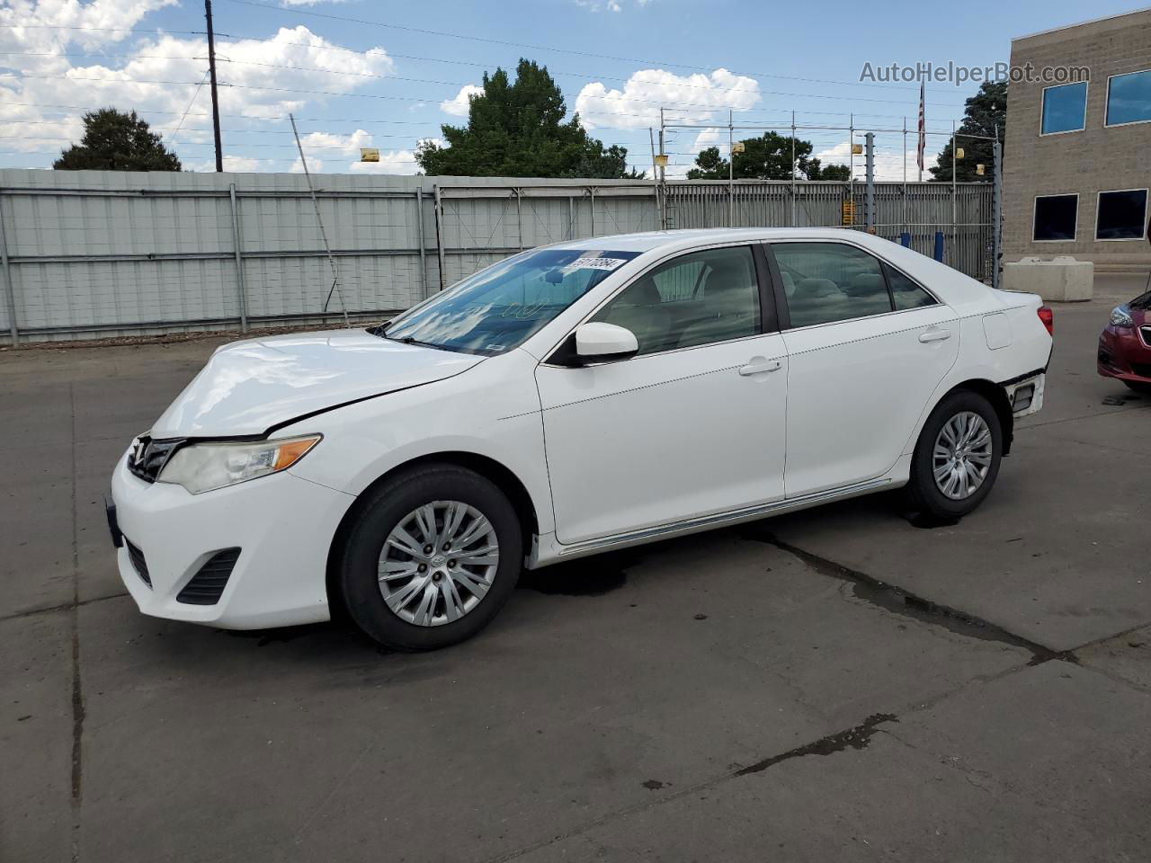 2012 Toyota Camry Base Белый vin: 4T1BF1FK6CU179644