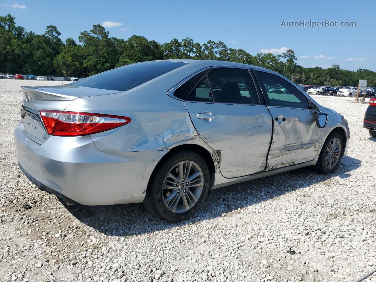 2016 Toyota Camry Le Серебряный vin: 4T1BF1FK6GU144527