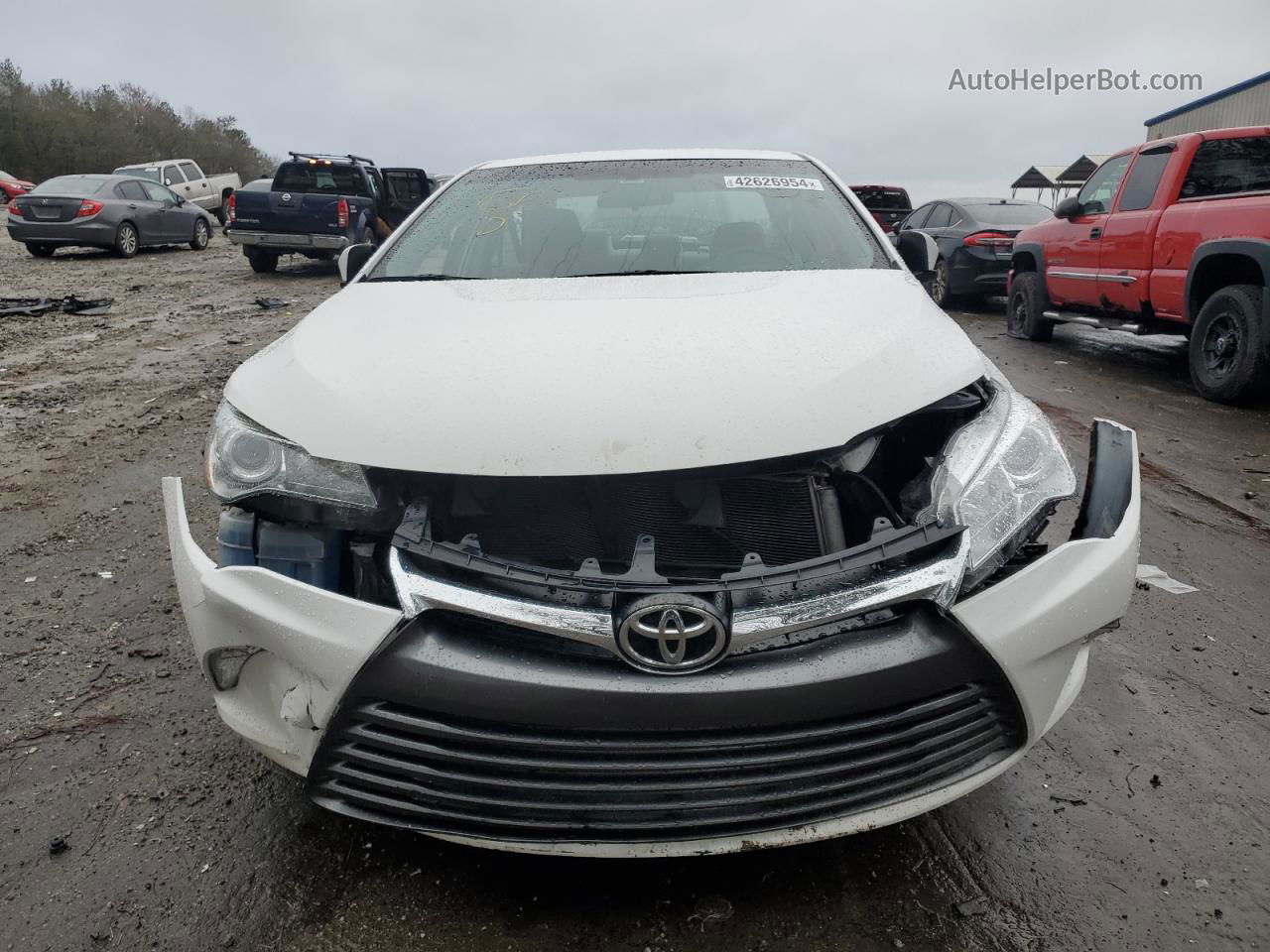 2016 Toyota Camry Le White vin: 4T1BF1FK6GU258303