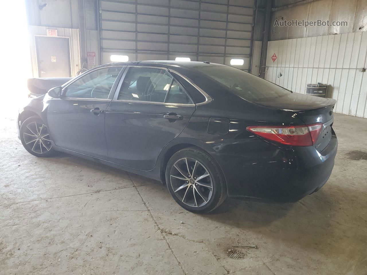 2016 Toyota Camry Le Black vin: 4T1BF1FK6GU501558