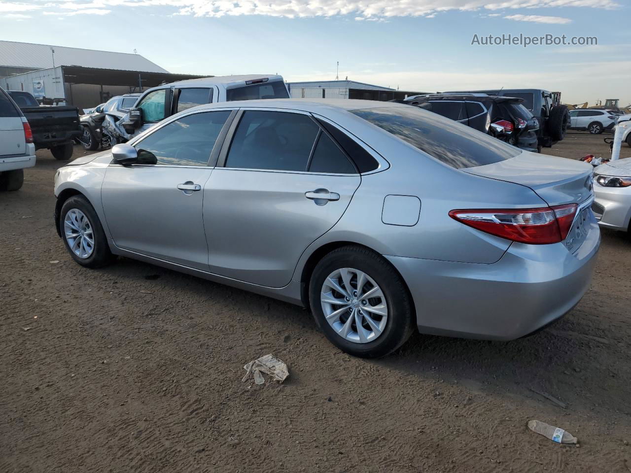 2016 Toyota Camry Le Silver vin: 4T1BF1FK6GU568984