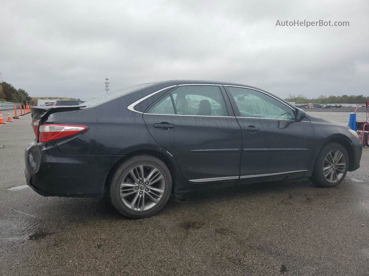 2017 Toyota Camry Le Black vin: 4T1BF1FK6HU337195