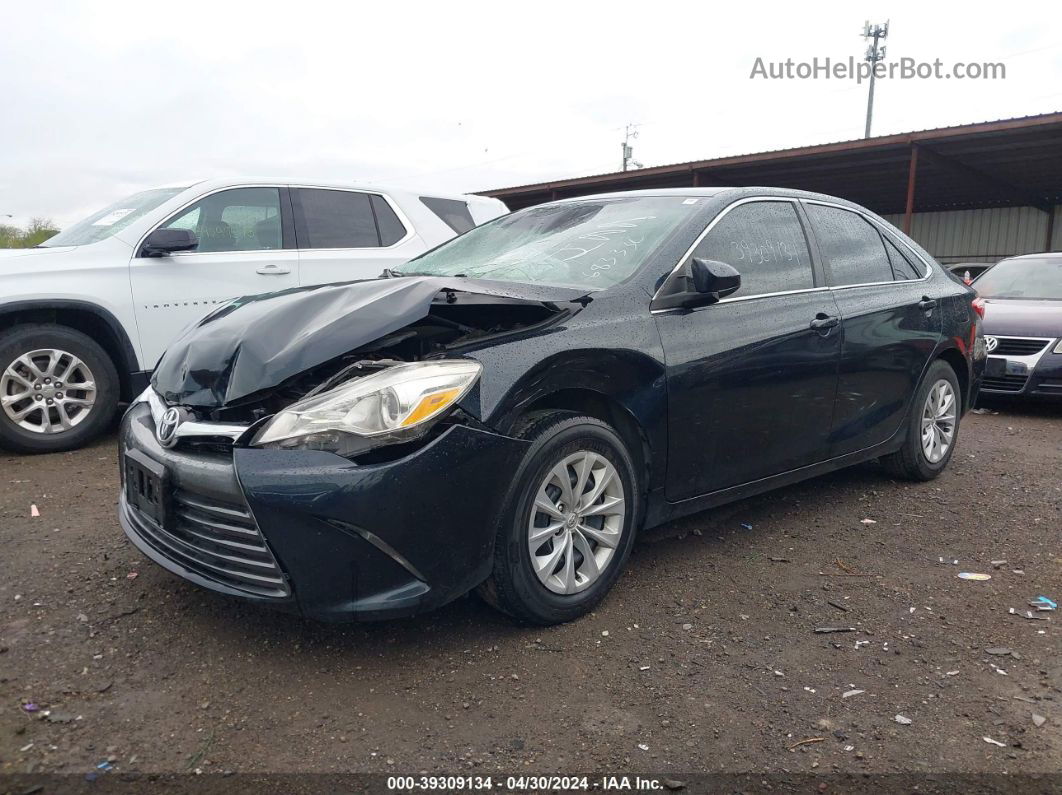 2017 Toyota Camry Le Dark Blue vin: 4T1BF1FK6HU683330