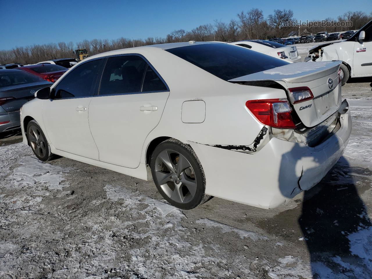 2012 Toyota Camry Base White vin: 4T1BF1FK7CU635151