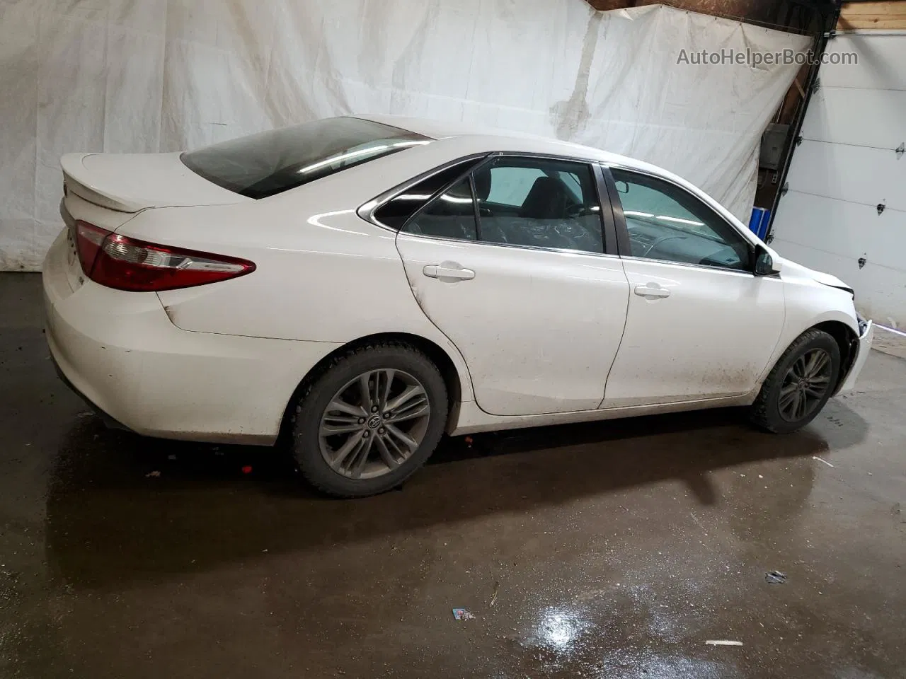 2016 Toyota Camry Le Белый vin: 4T1BF1FK7GU133388