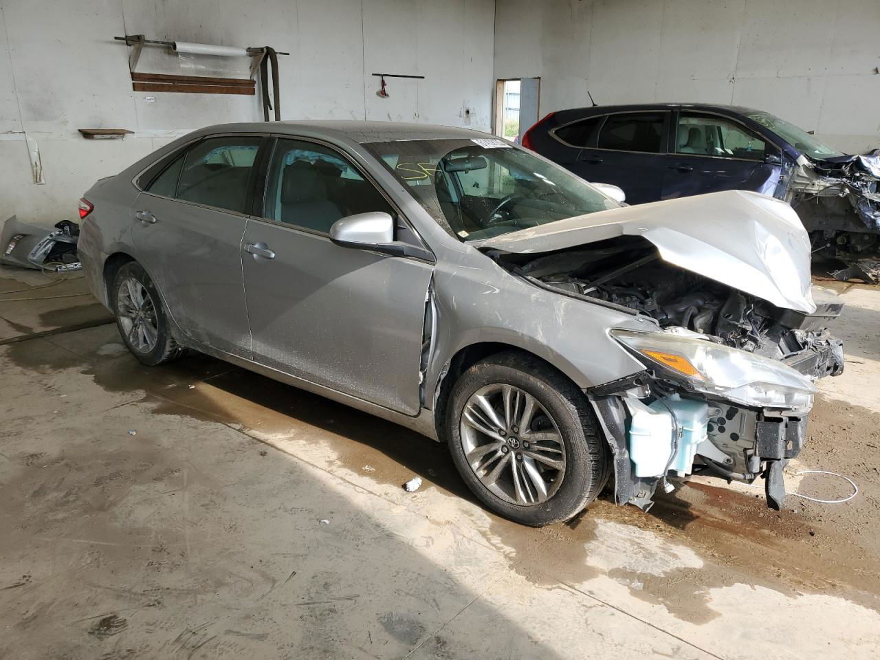 2016 Toyota Camry Le Silver vin: 4T1BF1FK7GU190674