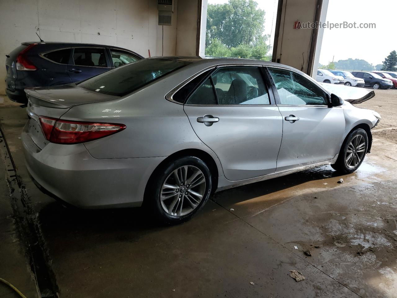 2016 Toyota Camry Le Серебряный vin: 4T1BF1FK7GU190674