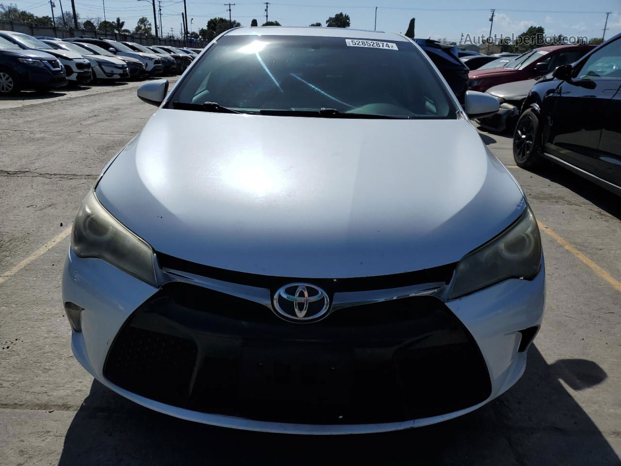 2016 Toyota Camry Le White vin: 4T1BF1FK7GU228730