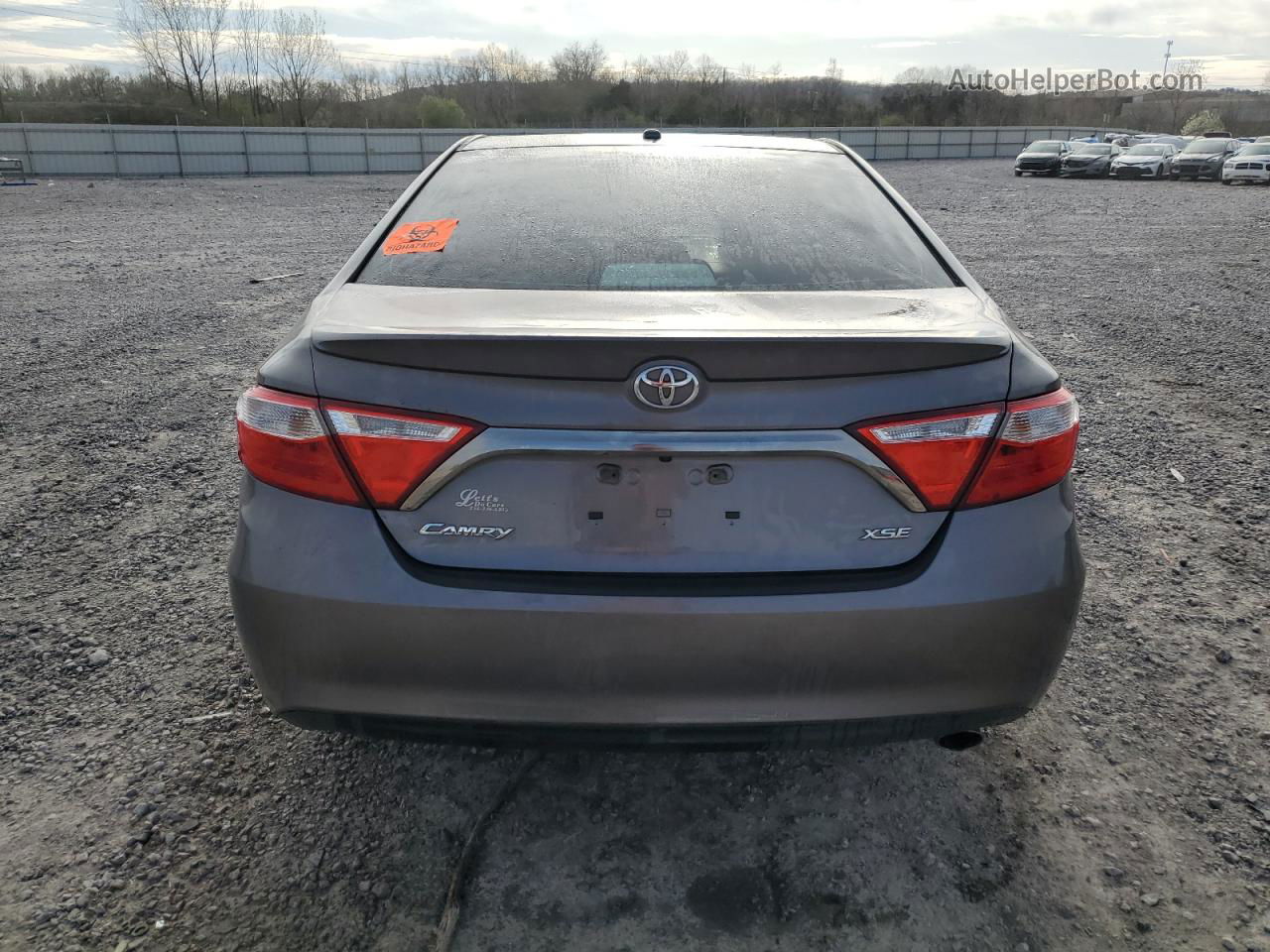 2016 Toyota Camry Le Gray vin: 4T1BF1FK7GU249948