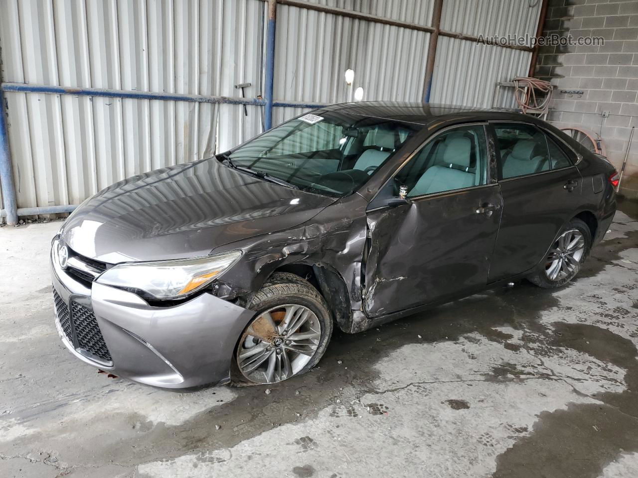 2016 Toyota Camry Le Серый vin: 4T1BF1FK7GU255491