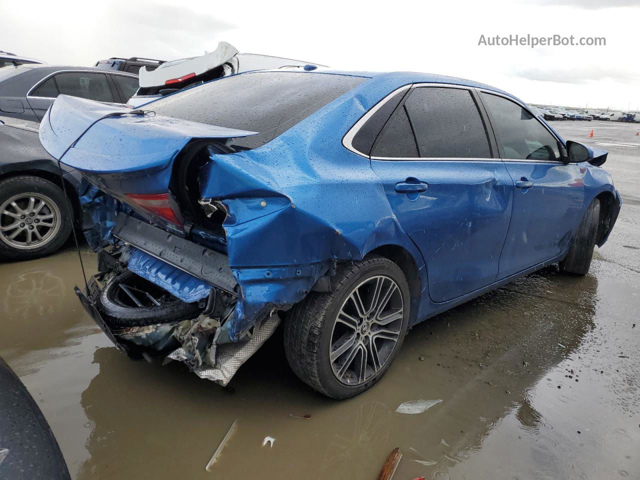 2016 Toyota Camry Le Blue vin: 4T1BF1FK7GU514089