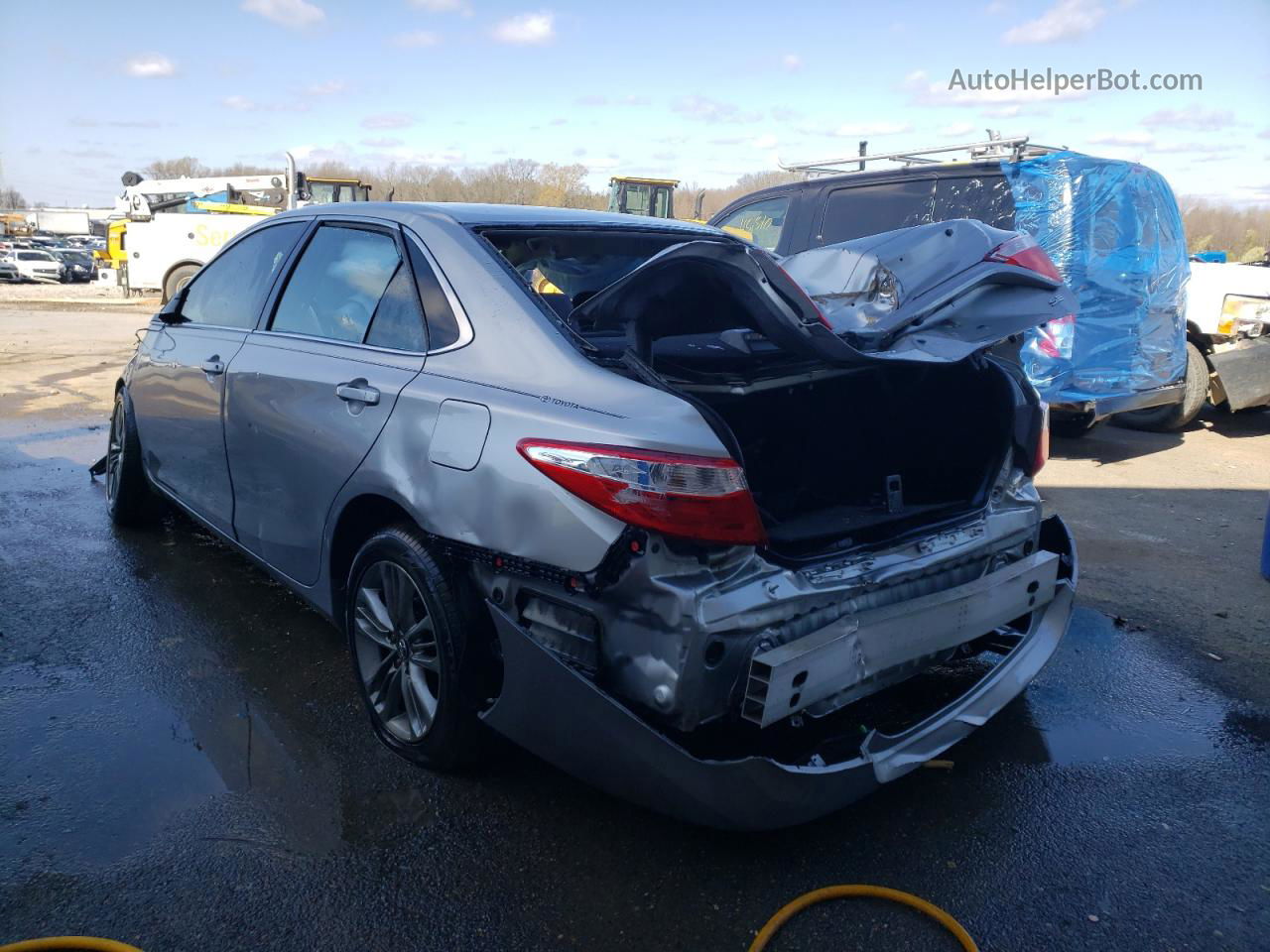 2016 Toyota Camry Le Серебряный vin: 4T1BF1FK7GU589679