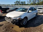 2017 Toyota Camry Le White vin: 4T1BF1FK7HU373218