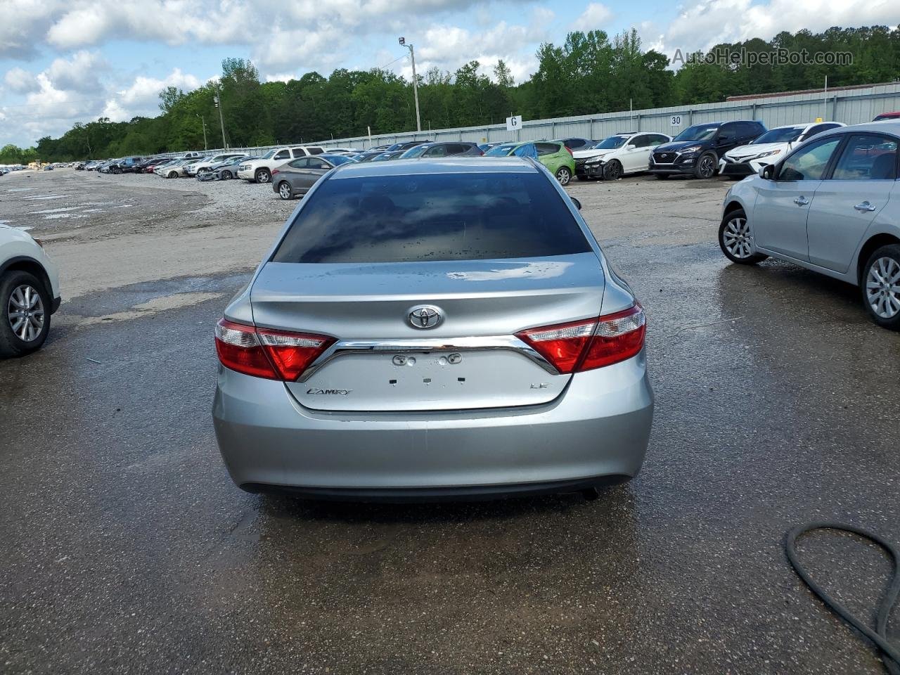 2017 Toyota Camry Le Silver vin: 4T1BF1FK7HU376202