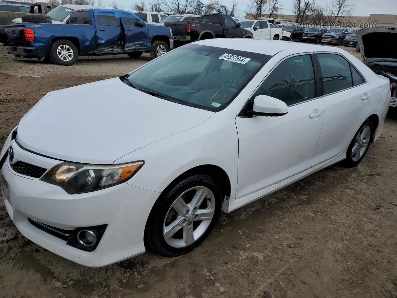 2012 Toyota Camry Base White vin: 4T1BF1FK8CU139663