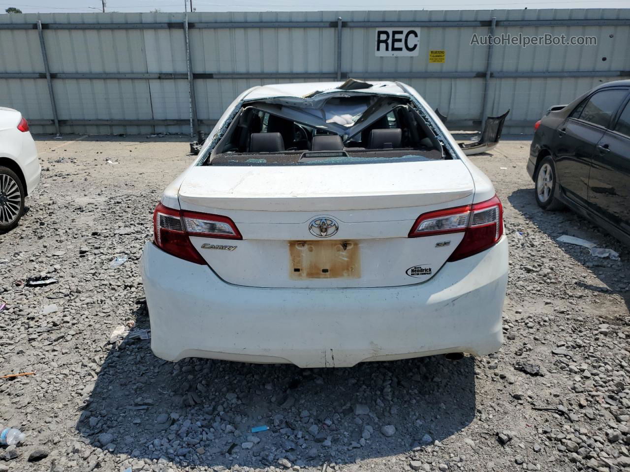 2012 Toyota Camry Base White vin: 4T1BF1FK8CU152543