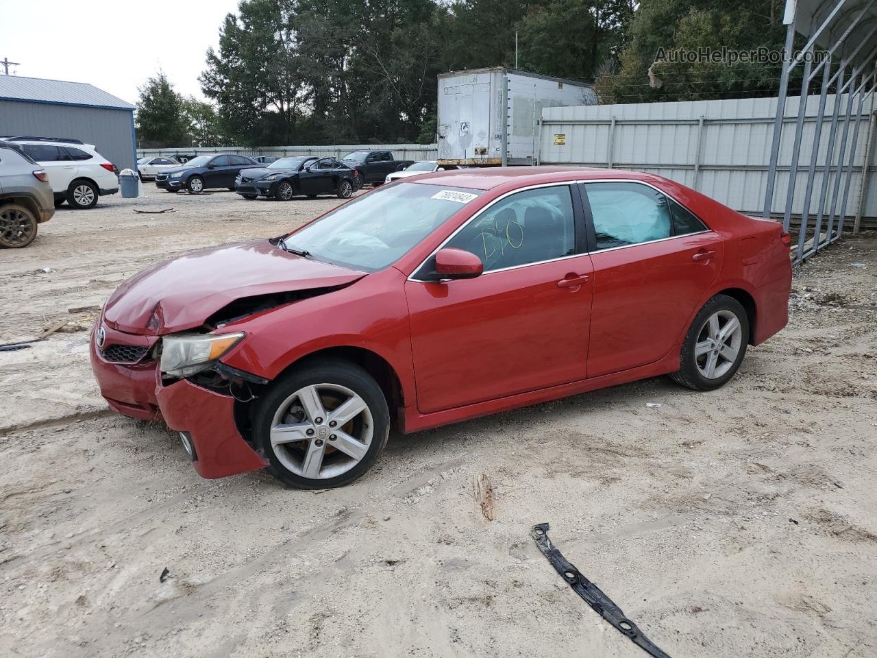 2012 Toyota Camry Base Red vin: 4T1BF1FK8CU523667
