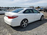 2016 Toyota Camry Le White vin: 4T1BF1FK8GU123193