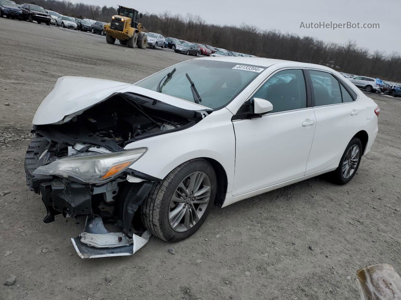 2016 Toyota Camry Le White vin: 4T1BF1FK8GU195611