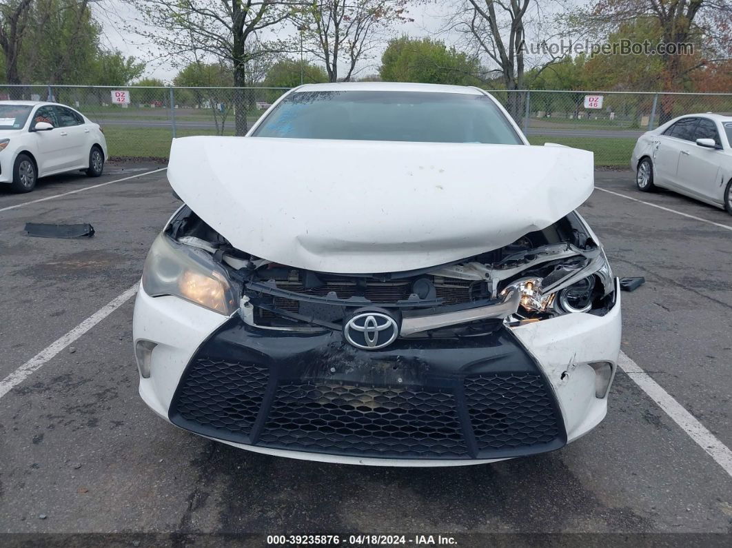 2016 Toyota Camry Se White vin: 4T1BF1FK8GU203769