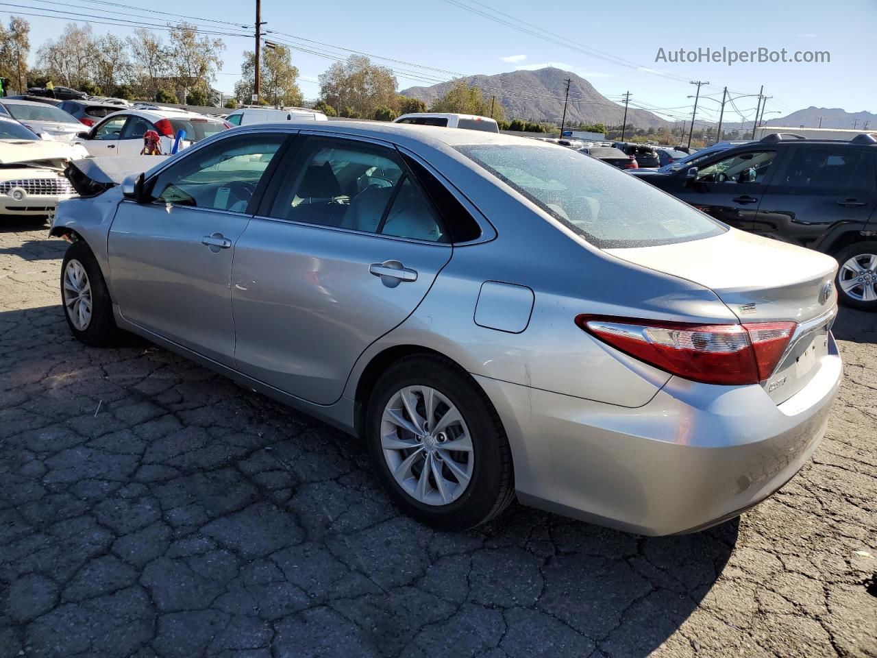 2016 Toyota Camry Le Silver vin: 4T1BF1FK8GU249988