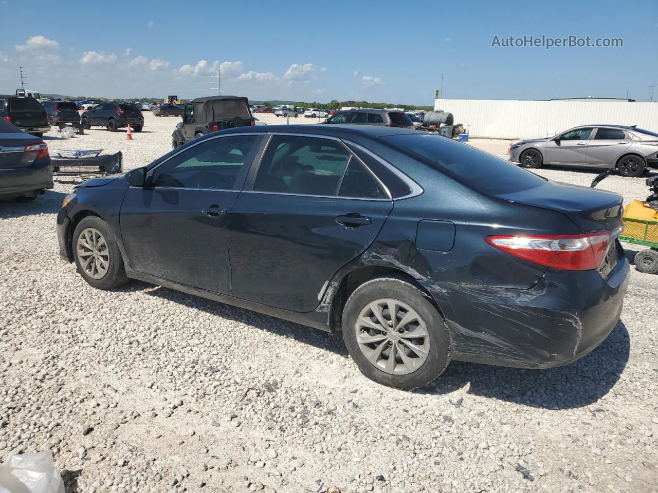 2016 Toyota Camry Le Blue vin: 4T1BF1FK8GU262417