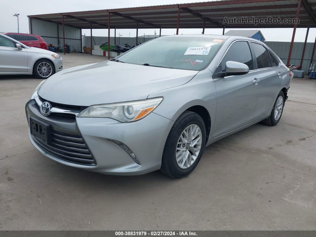 2016 Toyota Camry Le Silver vin: 4T1BF1FK8GU263924