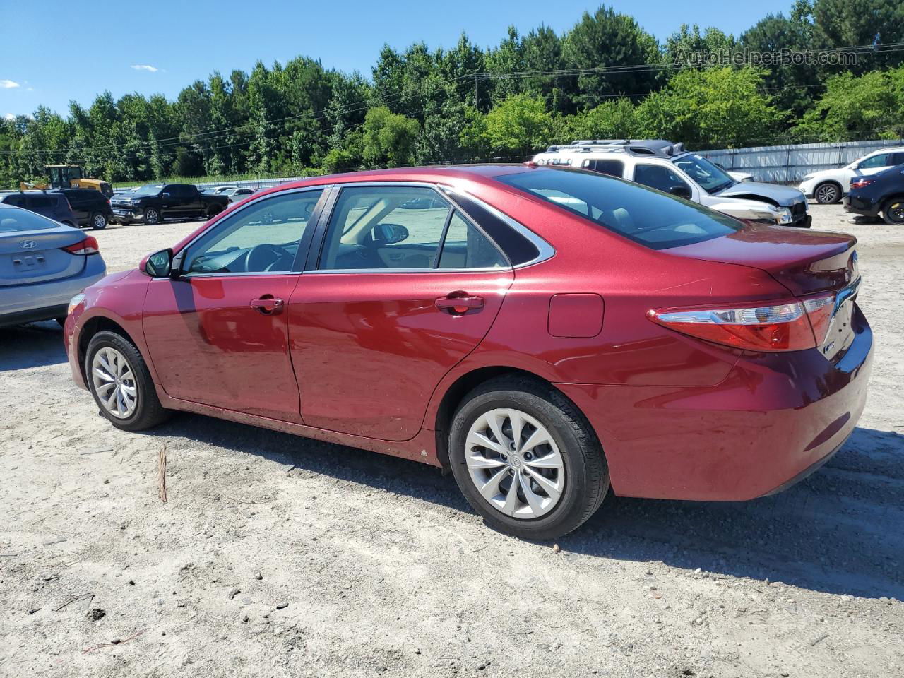 2016 Toyota Camry Le Red vin: 4T1BF1FK8GU590999