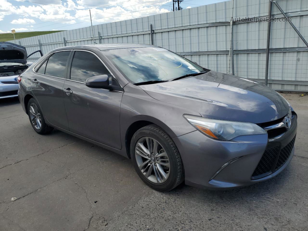 2017 Toyota Camry Le Gray vin: 4T1BF1FK8HU742961