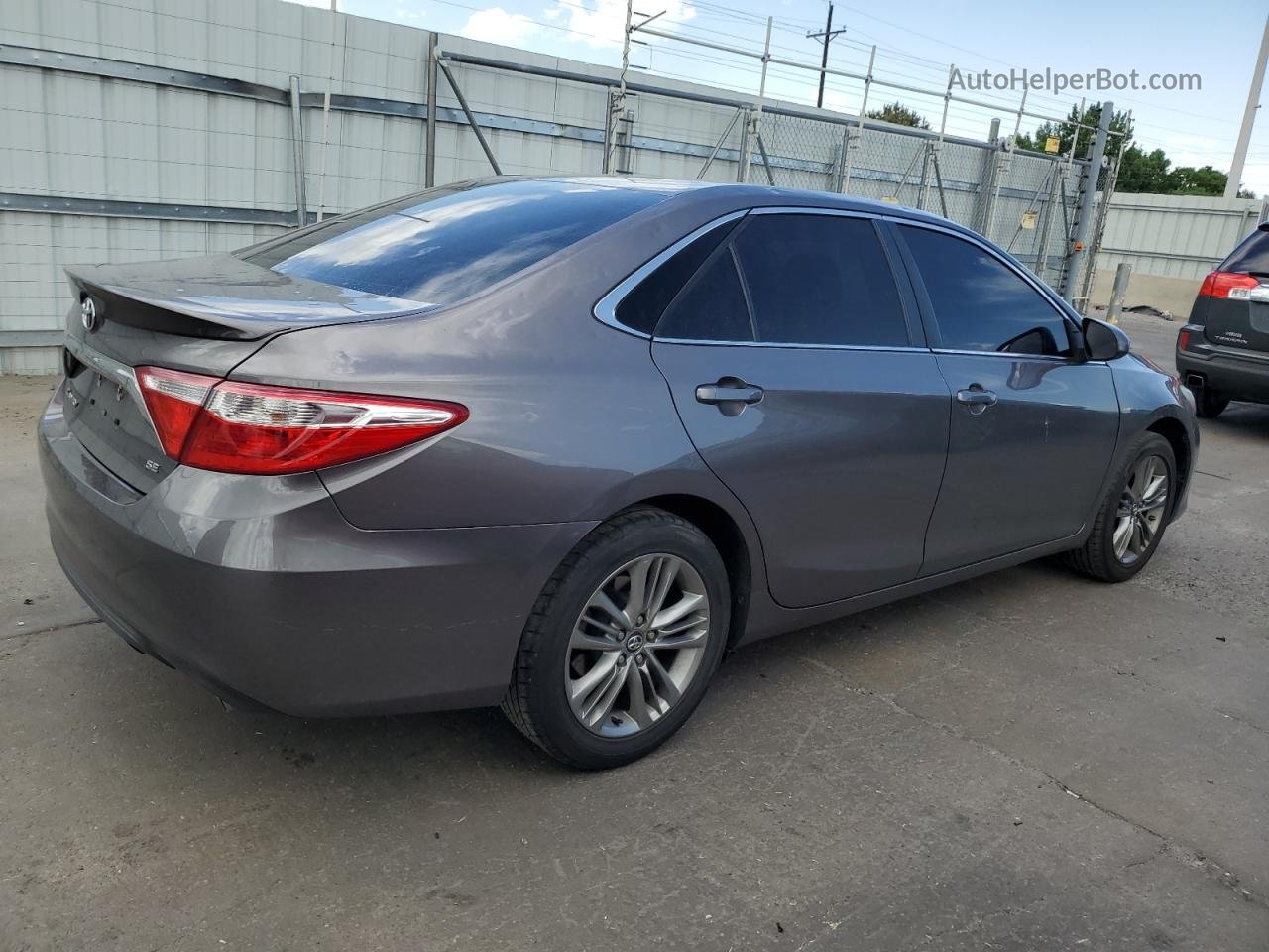 2017 Toyota Camry Le Gray vin: 4T1BF1FK8HU742961